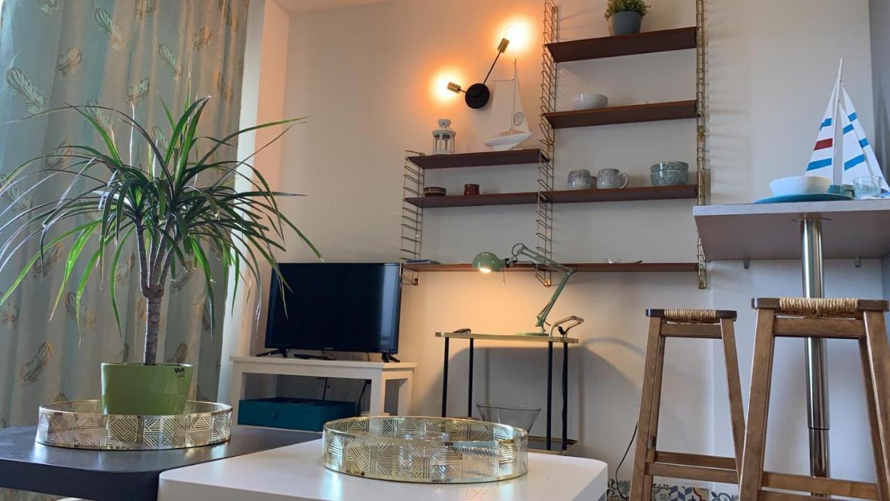 Modern Studio On The Beach กาโกรอนเต ภายนอก รูปภาพ
